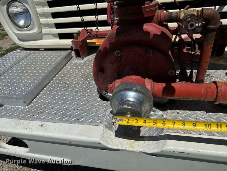 image for item NL9975 1972 Ford F600 pumper fire truck