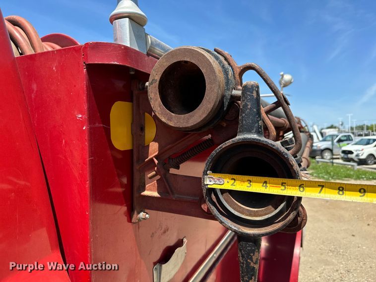 image for item NL9975 1972 Ford F600 pumper fire truck