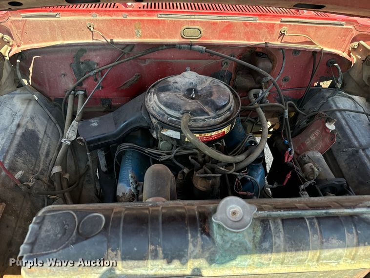 image for item NL9975 1972 Ford F600 pumper fire truck