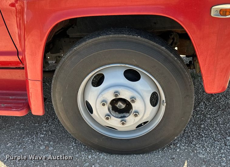 image for item NL9975 1972 Ford F600 pumper fire truck