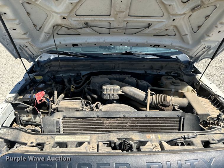 image for item NL9986 2016 Ford F350 Super Duty XL  SuperCab utility bed pickup truck