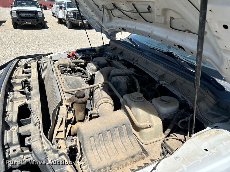 image for item NL9986 2016 Ford F350 Super Duty XL  SuperCab utility bed pickup truck