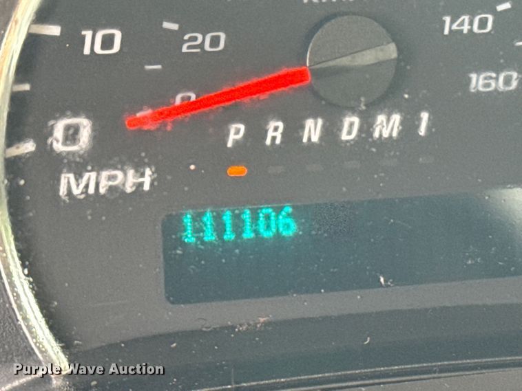 image for item NQ9568 2017 Chevrolet  G3500 box truck