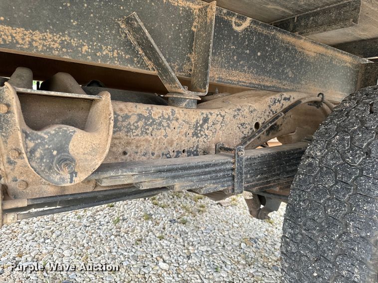 image for item NQ9568 2017 Chevrolet  G3500 box truck