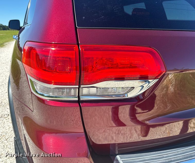 image for item NR9972 2017 Jeep Grand Cherokee Limited  SUV