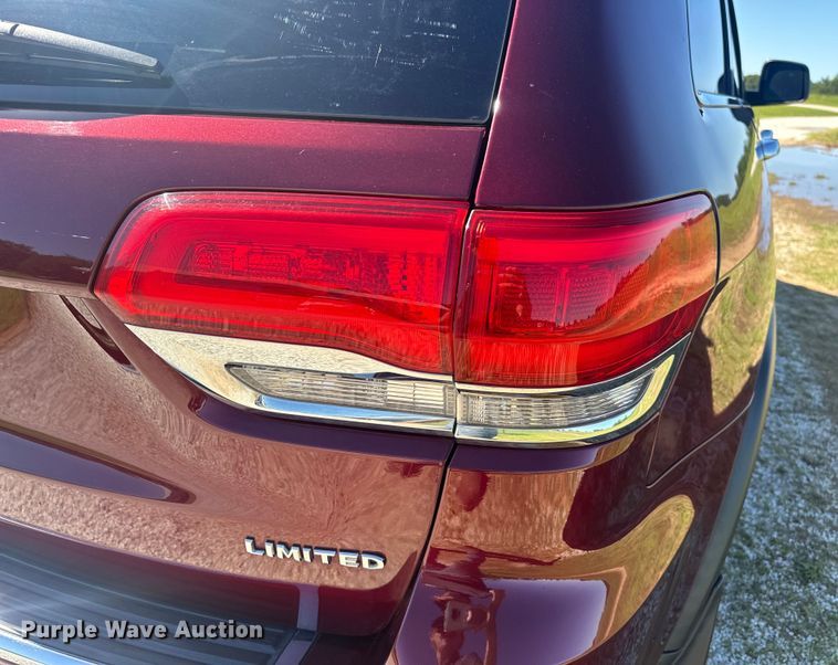 image for item NR9972 2017 Jeep Grand Cherokee Limited  SUV