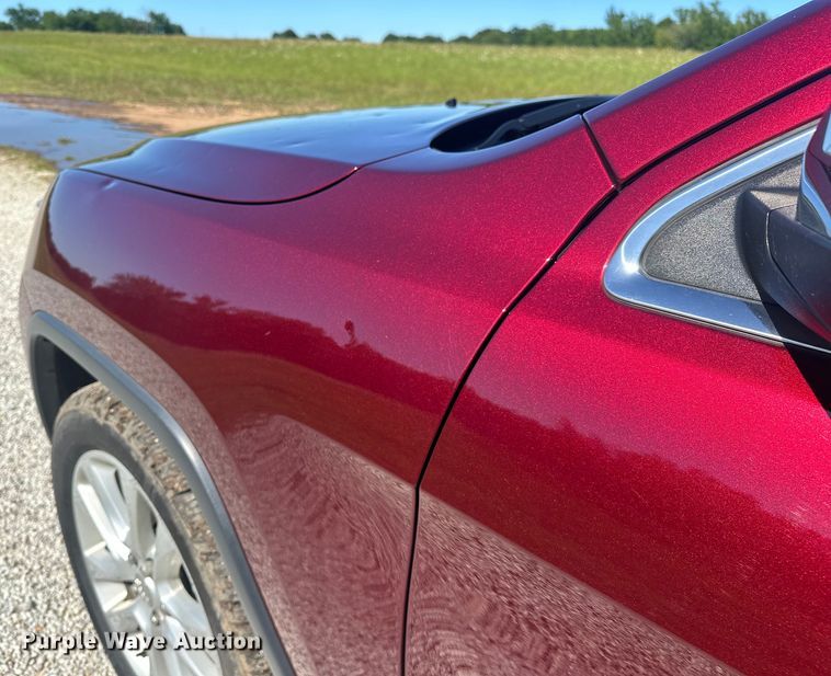 image for item NR9972 2017 Jeep Grand Cherokee Limited  SUV