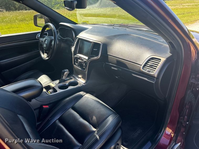 image for item NR9972 2017 Jeep Grand Cherokee Limited  SUV