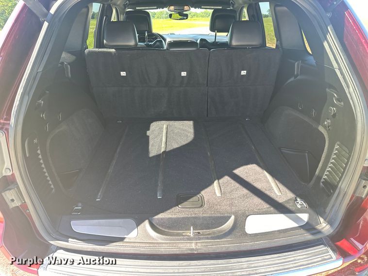 image for item NR9972 2017 Jeep Grand Cherokee Limited  SUV