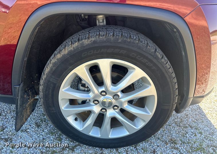 image for item NR9972 2017 Jeep Grand Cherokee Limited  SUV