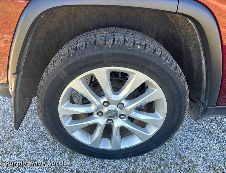 image for item NR9972 2017 Jeep Grand Cherokee Limited  SUV