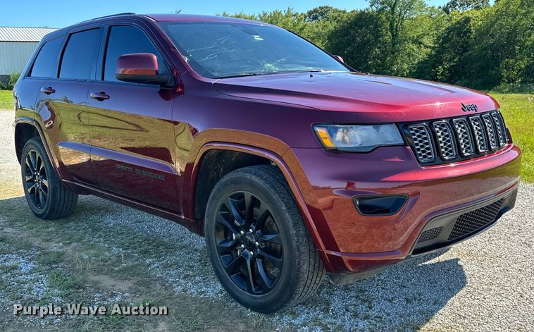 image for item NR9973 2020 Jeep Grand Cherokee  SUV