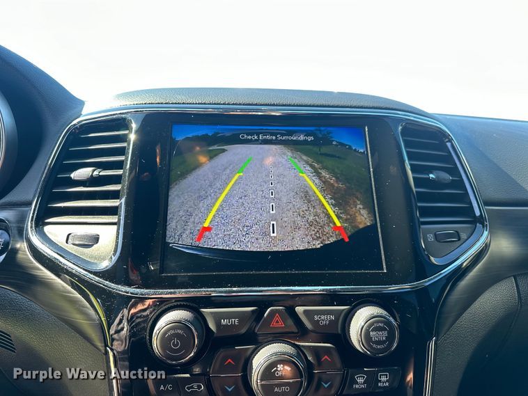 image for item NR9973 2020 Jeep Grand Cherokee  SUV