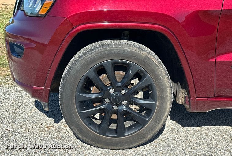 image for item NR9973 2020 Jeep Grand Cherokee  SUV