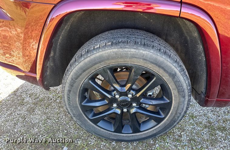 image for item NR9973 2020 Jeep Grand Cherokee  SUV