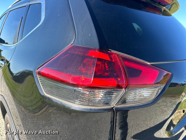 image for item NR9975 2019 Nissan  Rogue  SL SUV