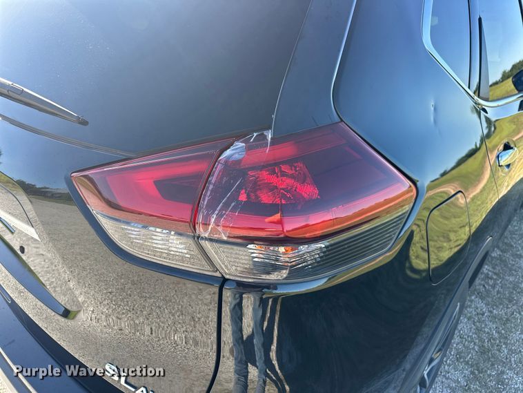 image for item NR9975 2019 Nissan  Rogue  SL SUV