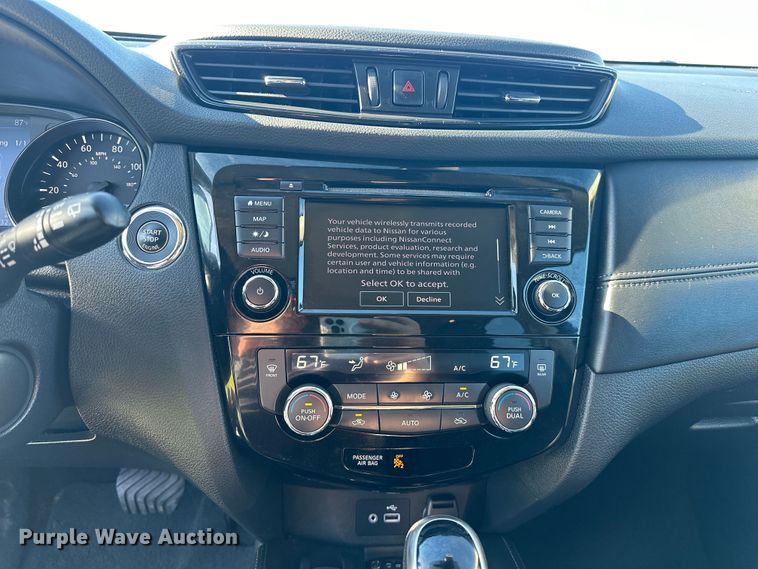 image for item NR9975 2019 Nissan  Rogue  SL SUV