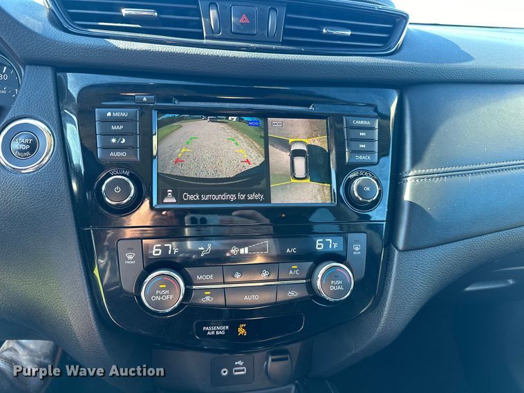 image for item NR9975 2019 Nissan  Rogue  SL SUV