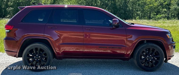 image for item NR9976 2021 Jeep Grand Cherokee  SUV