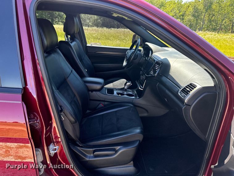 image for item NR9976 2021 Jeep Grand Cherokee  SUV