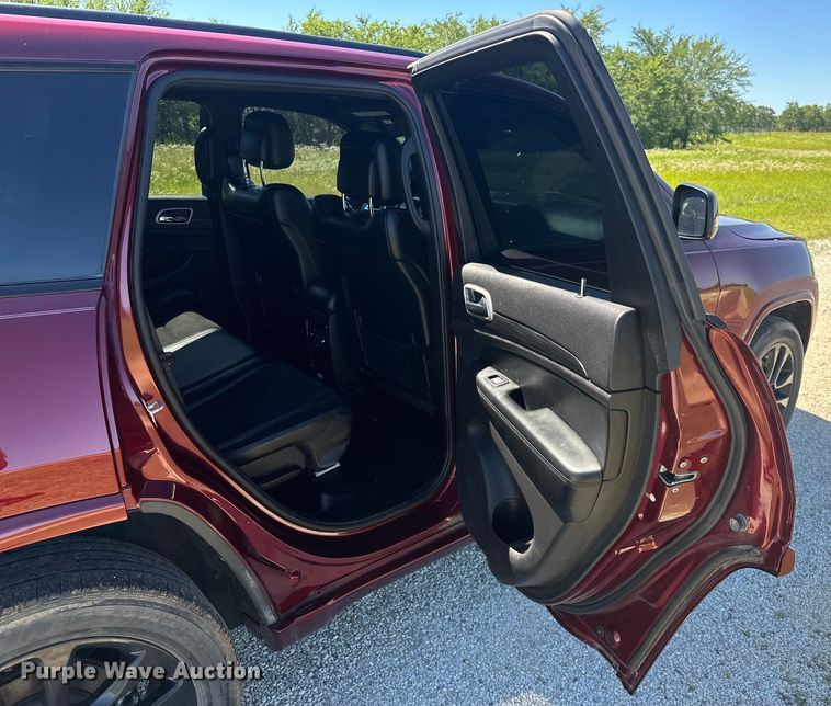 image for item NR9976 2021 Jeep Grand Cherokee  SUV