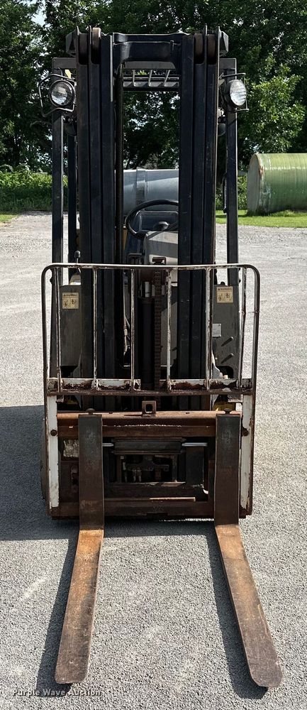 image for item NR9985 1997 Yale GLC035AFNUAE082 forklift