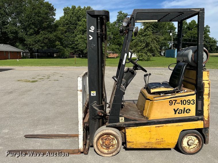image for item NR9985 1997 Yale GLC035AFNUAE082 forklift