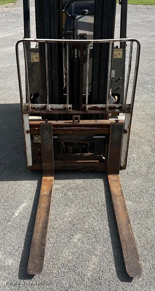 image for item NR9985 1997 Yale GLC035AFNUAE082 forklift