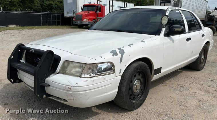 image for item NR9989 2008 Ford Crown Victoria  