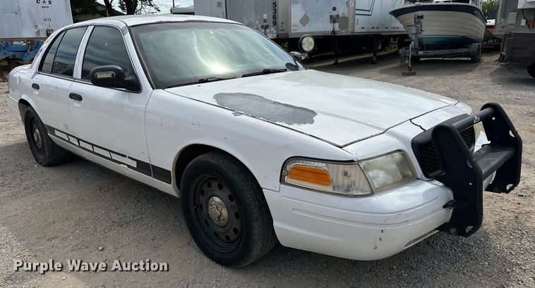 image for item NR9989 2008 Ford Crown Victoria  