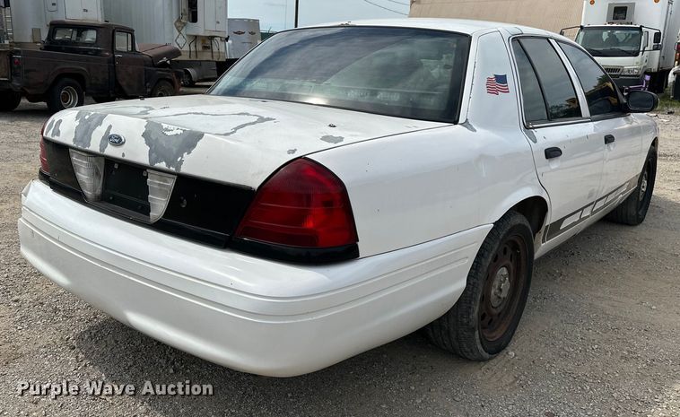 image for item NR9989 2008 Ford Crown Victoria  