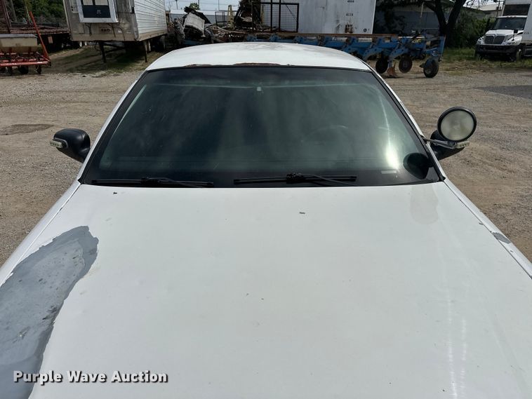 image for item NR9989 2008 Ford Crown Victoria  