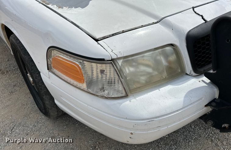 image for item NR9989 2008 Ford Crown Victoria  