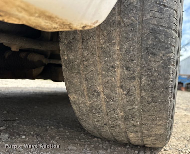 image for item NR9989 2008 Ford Crown Victoria  