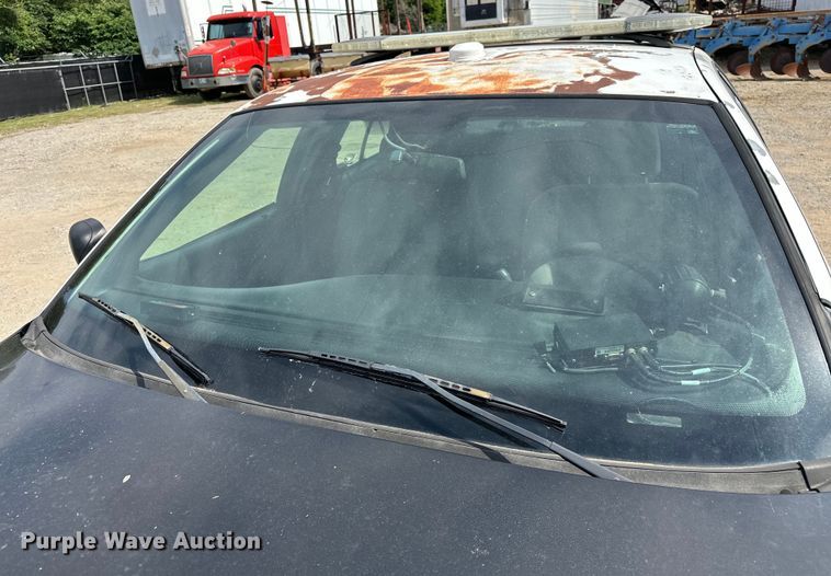 image for item NR9990 2007 Ford Crown Victoria  