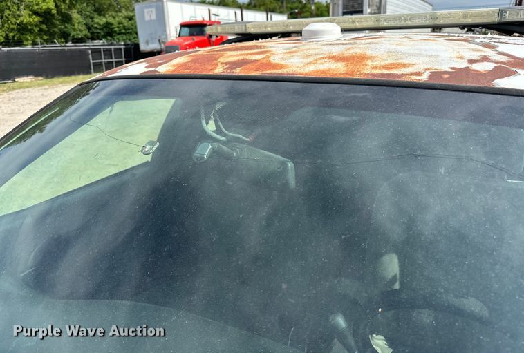 image for item NR9990 2007 Ford Crown Victoria  