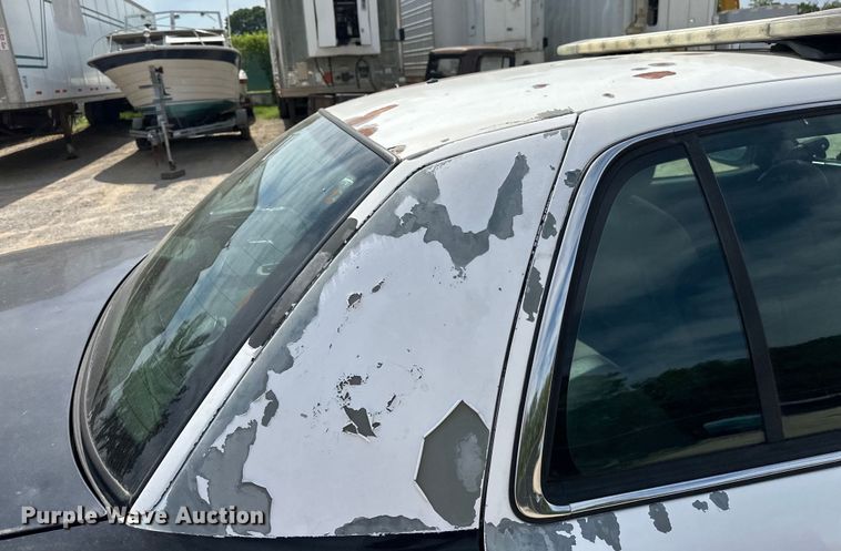 image for item NR9990 2007 Ford Crown Victoria  