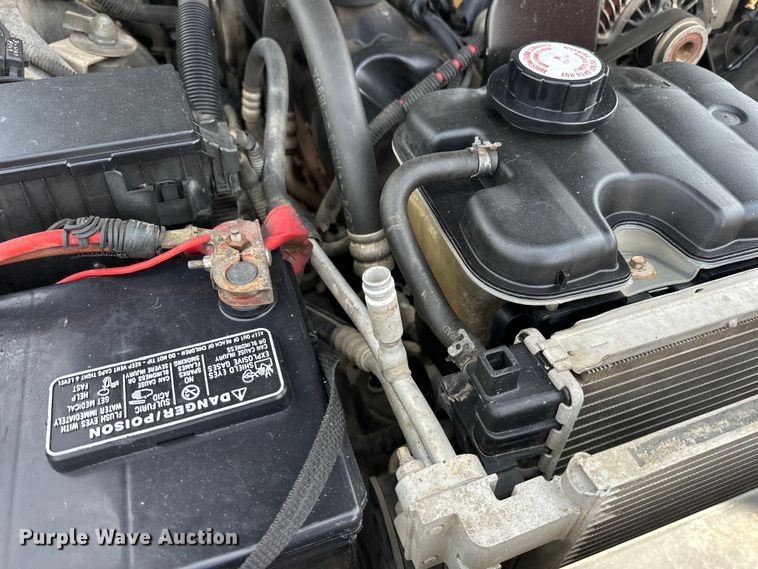 image for item NR9990 2007 Ford Crown Victoria  