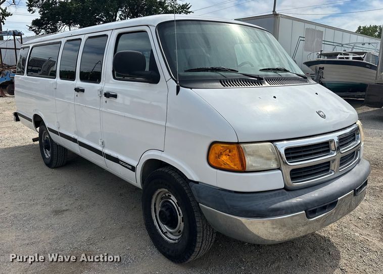 image for item NR9992 2002 Dodge  Ram Wagon B3500 van