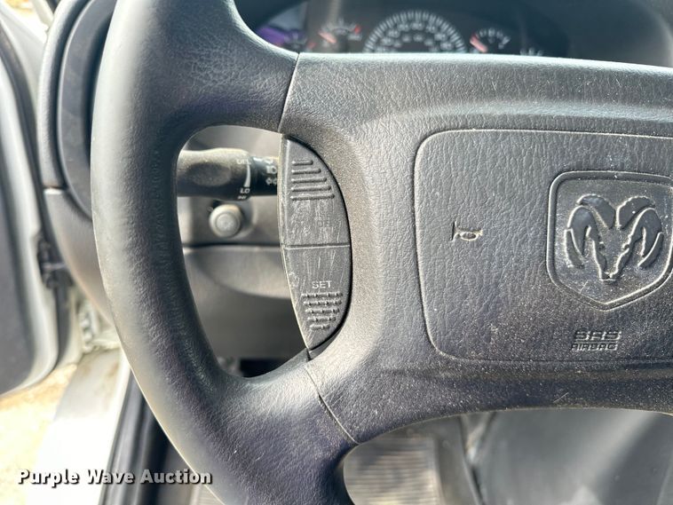 image for item NR9992 2002 Dodge  Ram Wagon B3500 van