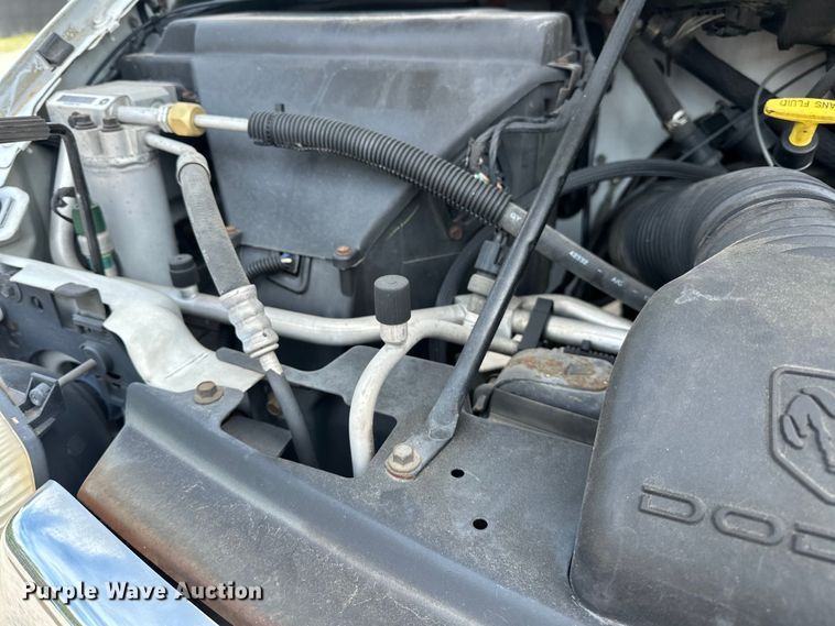 image for item NR9992 2002 Dodge  Ram Wagon B3500 van