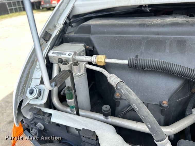 image for item NR9992 2002 Dodge  Ram Wagon B3500 van