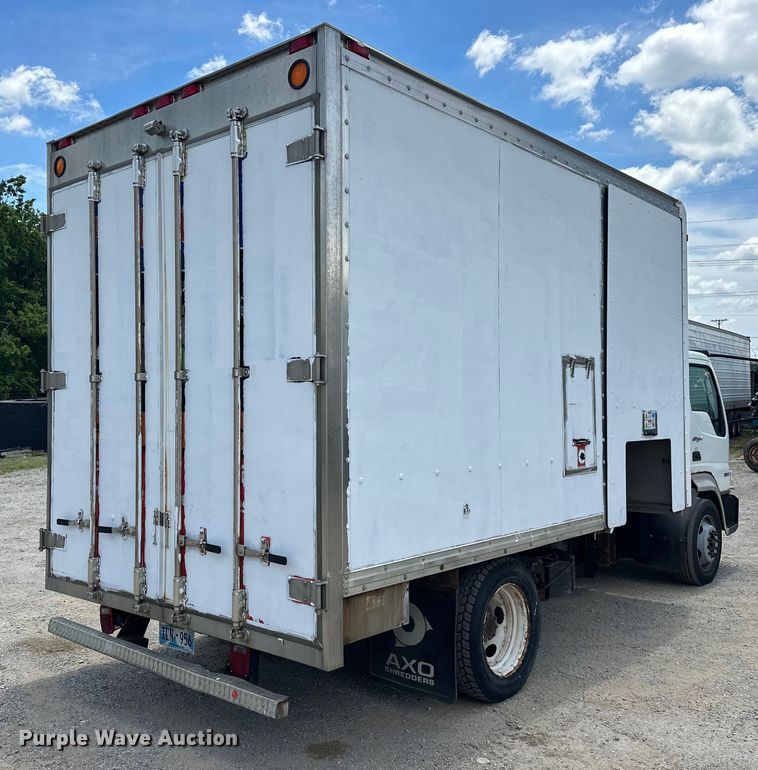 image for item NR9997 2009 International  CF600 paper shredder truck 