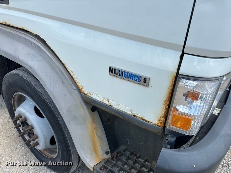 image for item NR9997 2009 International  CF600 paper shredder truck 