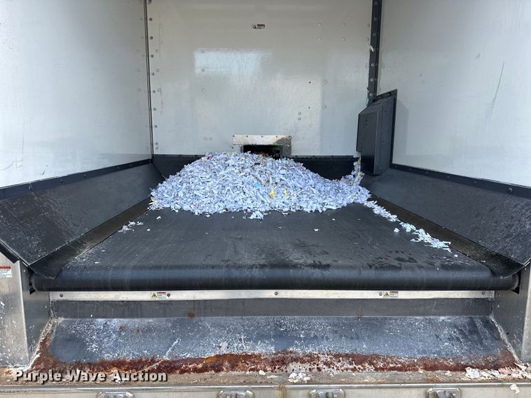 image for item NR9997 2009 International  CF600 paper shredder truck 
