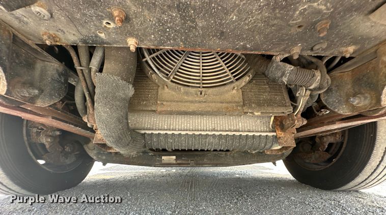 image for item NR9997 2009 International  CF600 paper shredder truck 