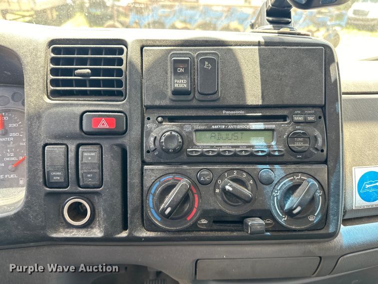 image for item NR9997 2009 International  CF600 paper shredder truck 