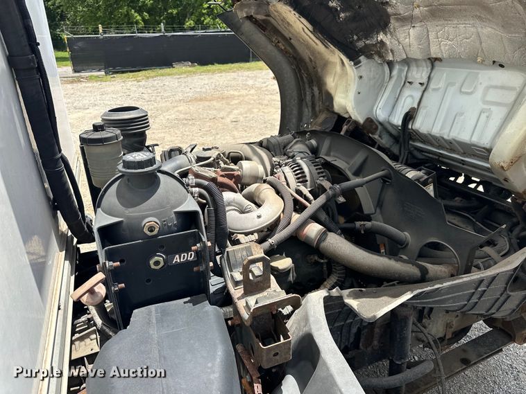 image for item NR9997 2009 International  CF600 paper shredder truck 