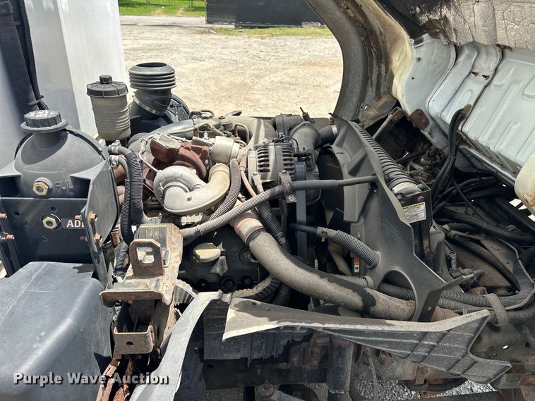 image for item NR9997 2009 International  CF600 paper shredder truck 